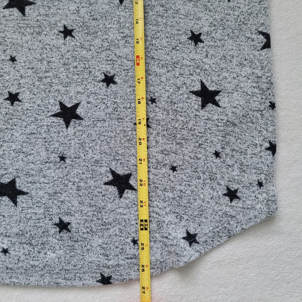 Fitted Sleeves Loose Fit Stretchy Viscose Stars Sweatshirt EUC Women's S grey - Picture 3 of 11